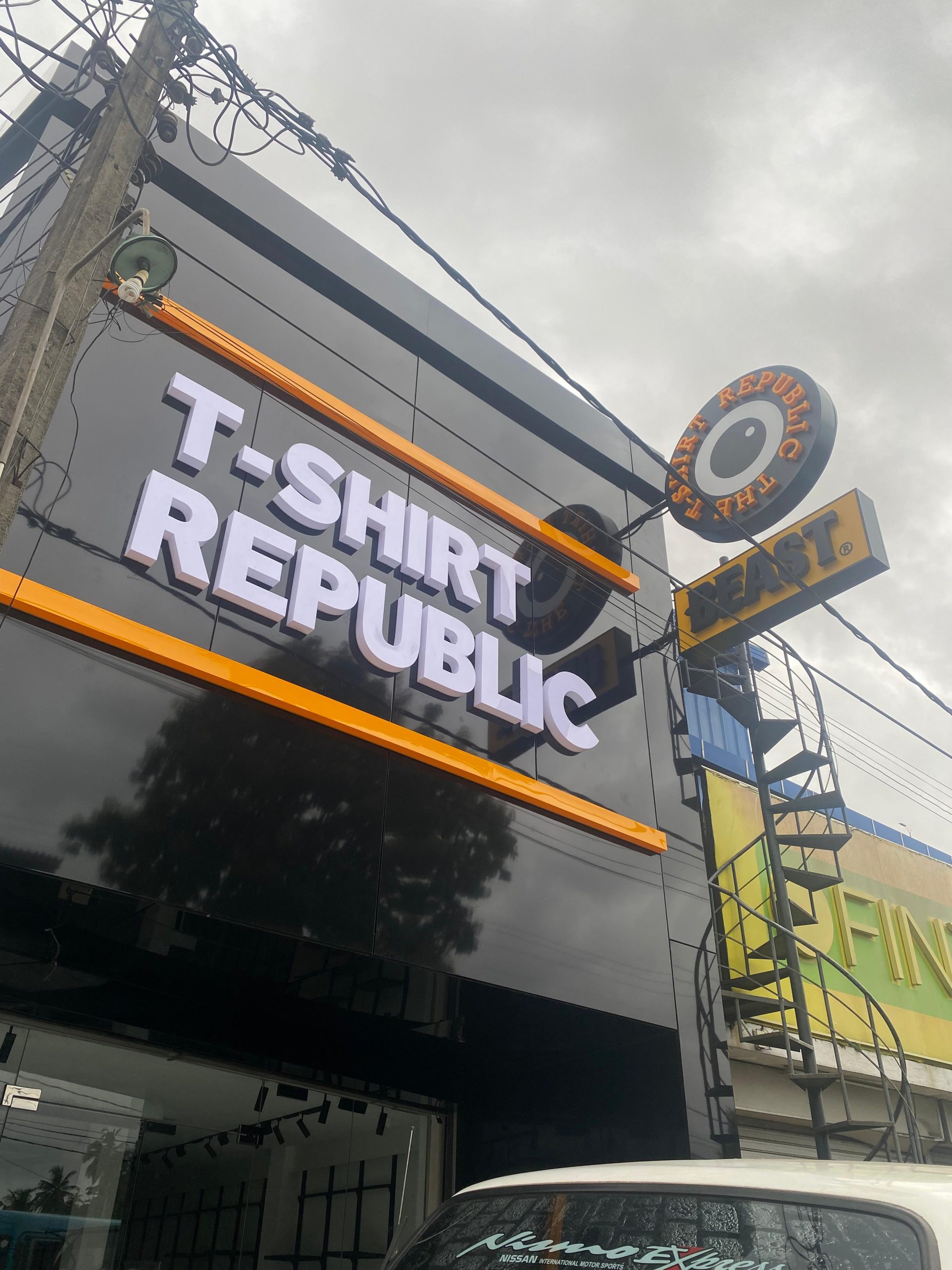 AVD Signs, T-Shirt Republic, Acrylic sign